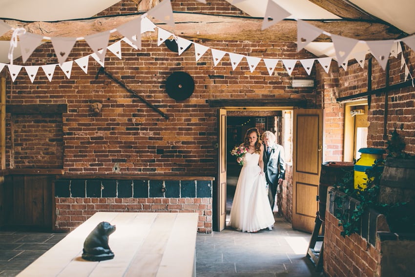 Alternative wedding pictures