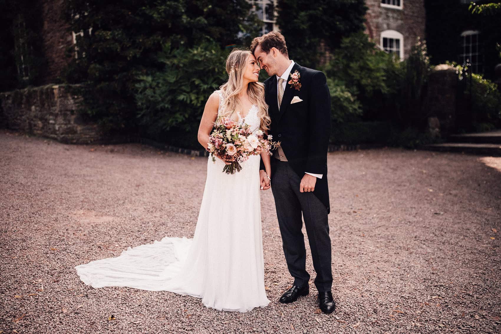 dewsall court wedding photograph